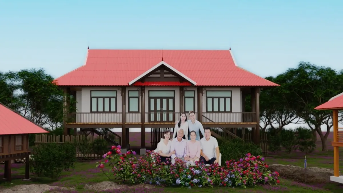 The TV commercial tells the story of a multi-generational family living under one roof.