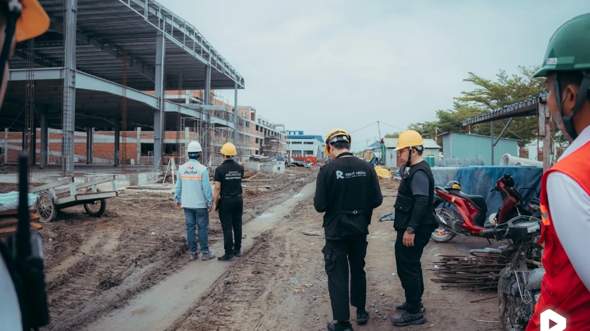 Video footage of a BIM case study at Phuc Thinh's office.