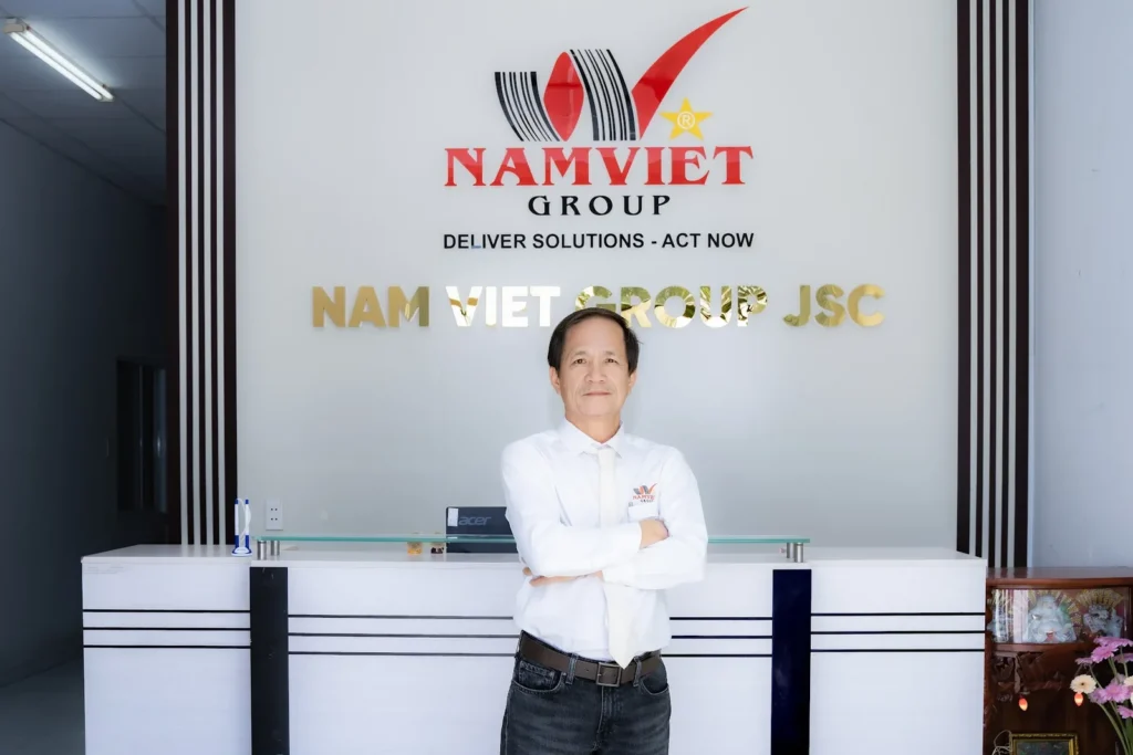 Chân dung lãnh đạo Nam Việt Group trước logo