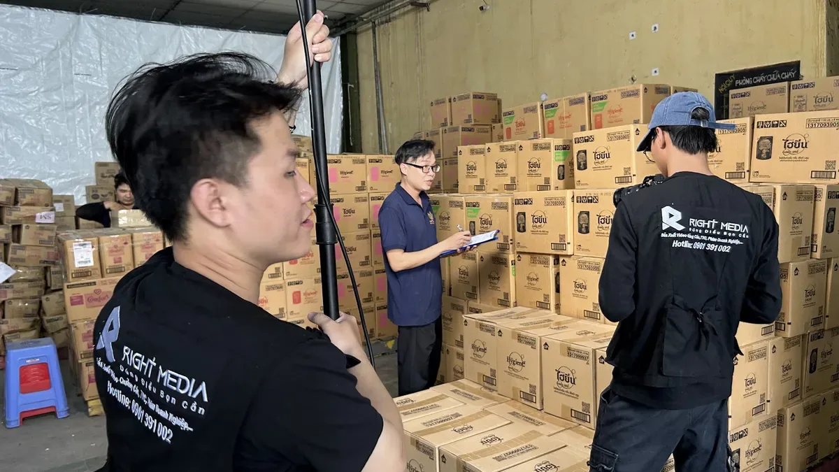 Corporate video by Mai Phu Hung, a distribution company, filmed at their warehouse.